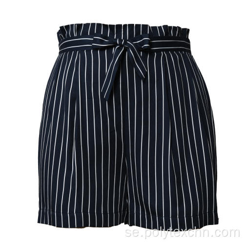 Shorts med hög midja